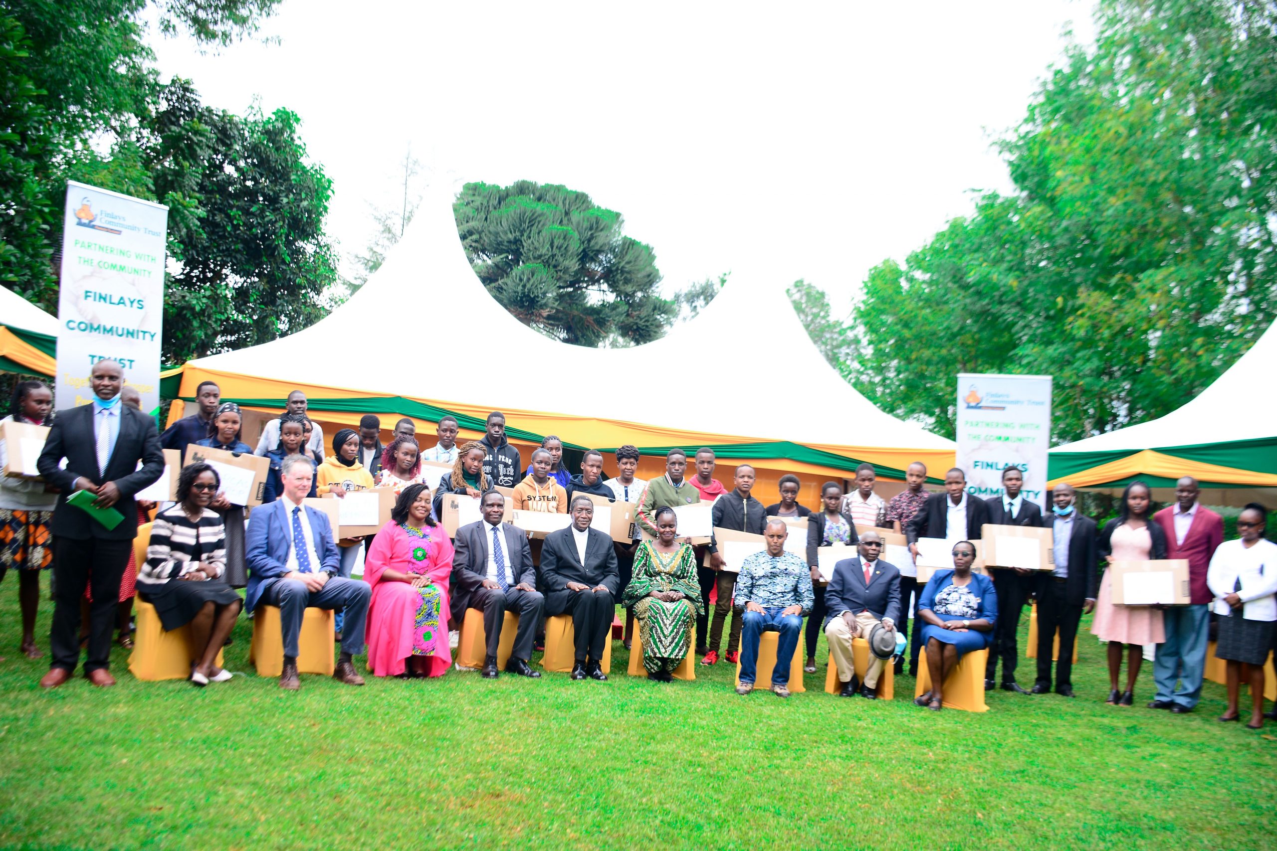 You are currently viewing Finlays Community Trust Awards 28 Students with a Prestigious Scholarship
